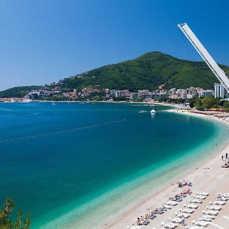 Family Apartment Close To Slovenska Beach Budva Bagian luar foto
