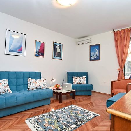 Family Apartment Close To Slovenska Beach Budva Bagian luar foto