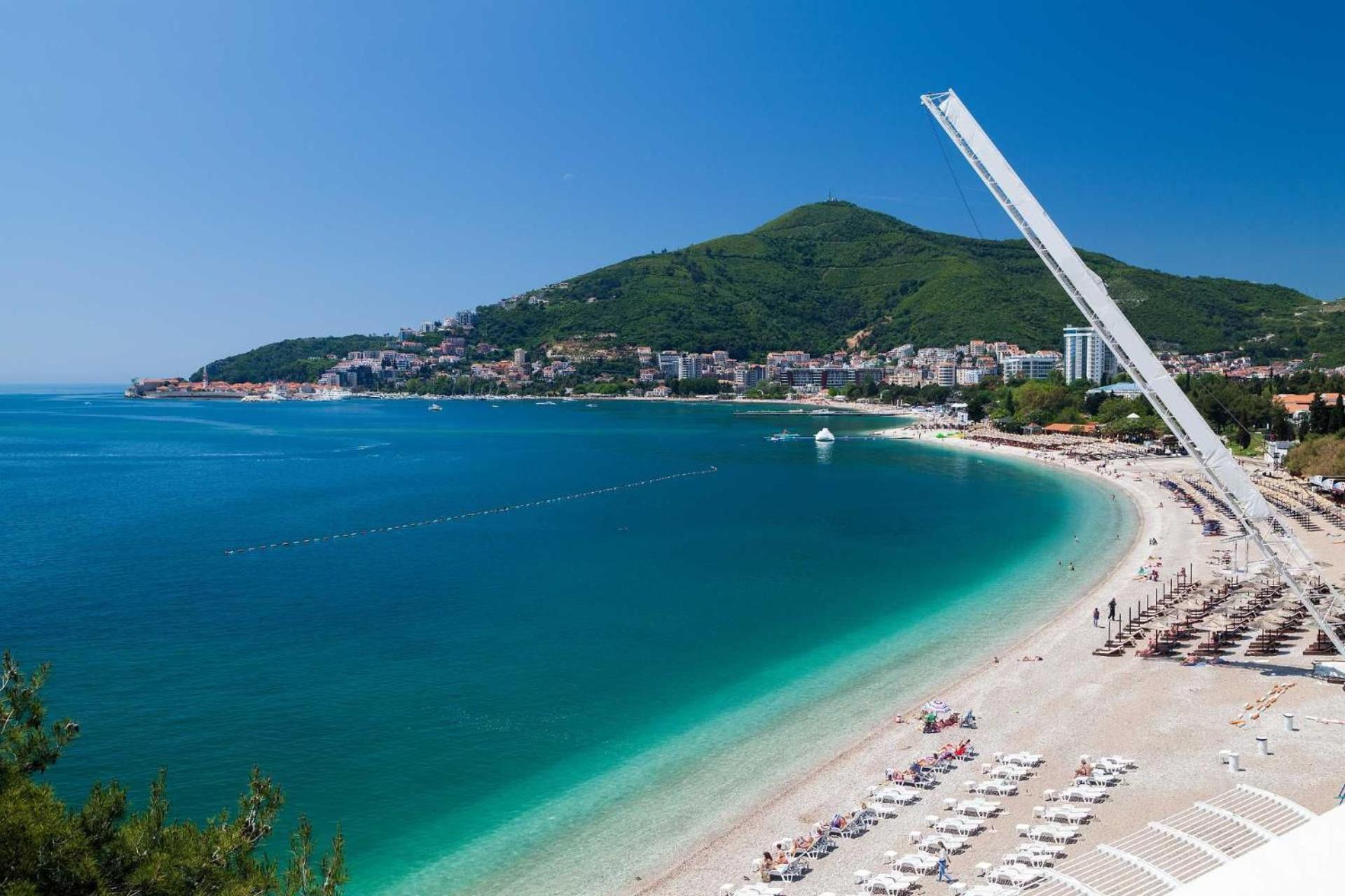 Family Apartment Close To Slovenska Beach Budva Bagian luar foto