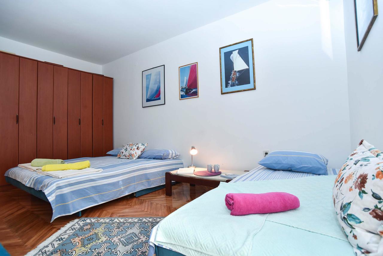 Family Apartment Close To Slovenska Beach Budva Bagian luar foto
