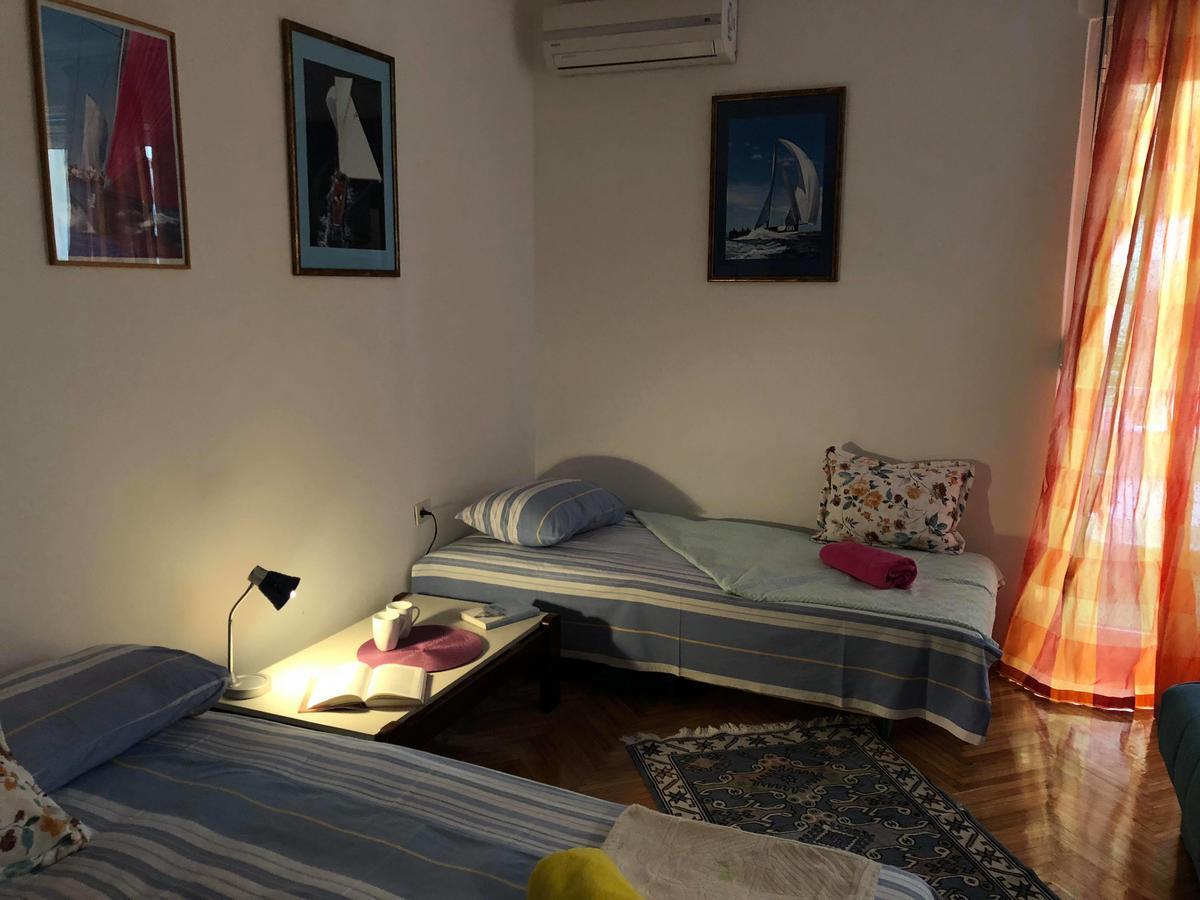 Family Apartment Close To Slovenska Beach Budva Bagian luar foto