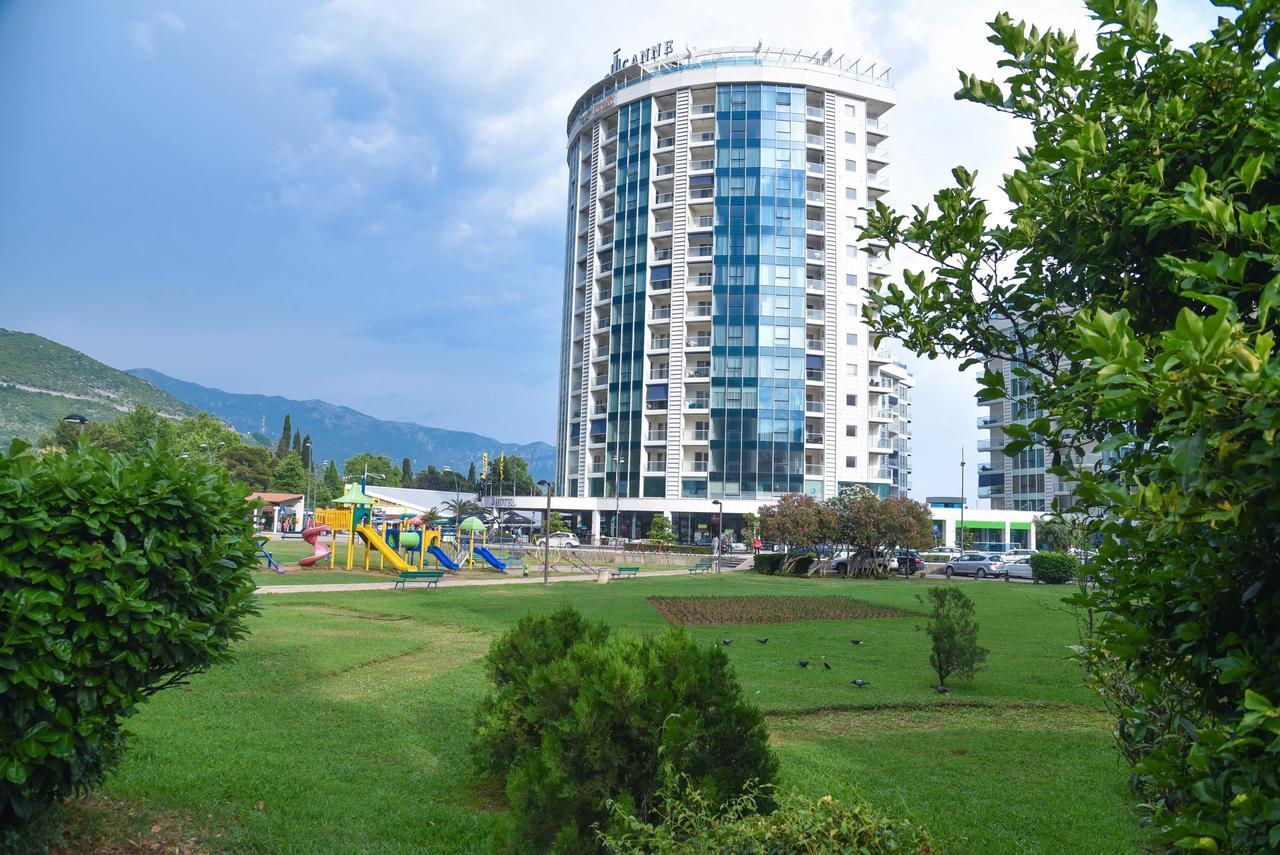 Family Apartment Close To Slovenska Beach Budva Bagian luar foto