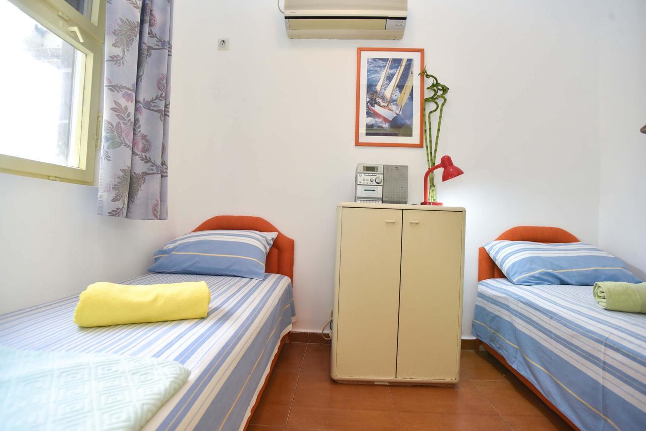 Family Apartment Close To Slovenska Beach Budva Bagian luar foto