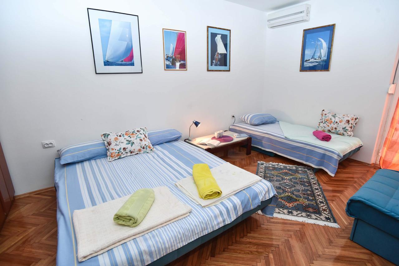 Family Apartment Close To Slovenska Beach Budva Bagian luar foto